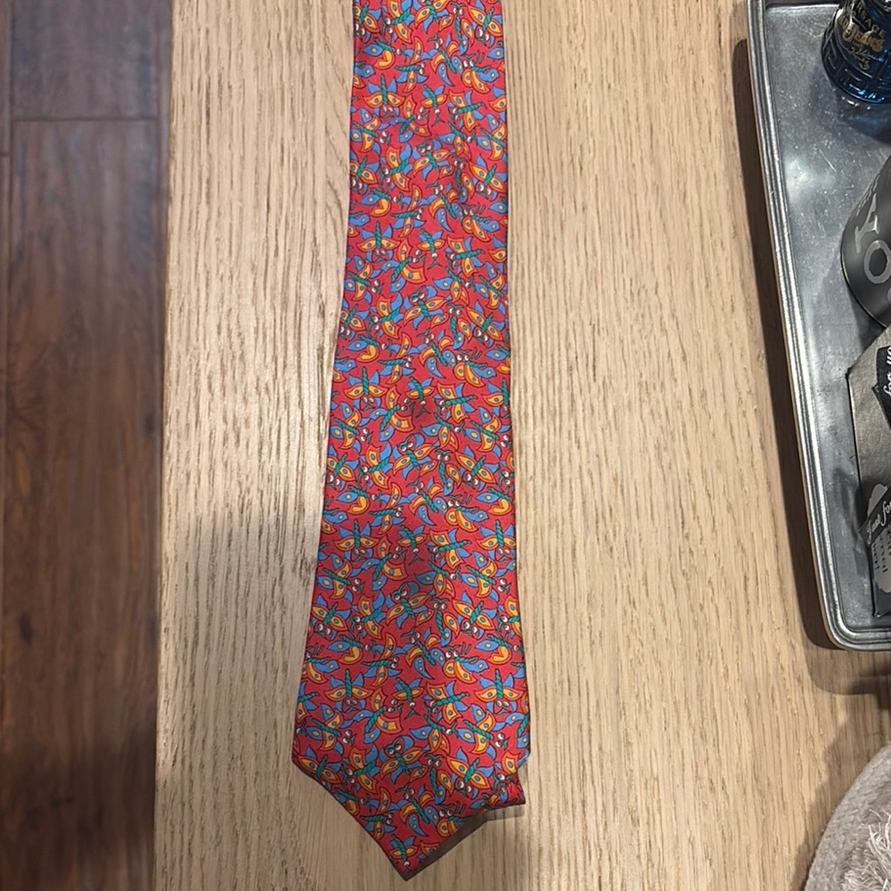 Hermes Red and Blue Silk Tie with Classic Pattern
